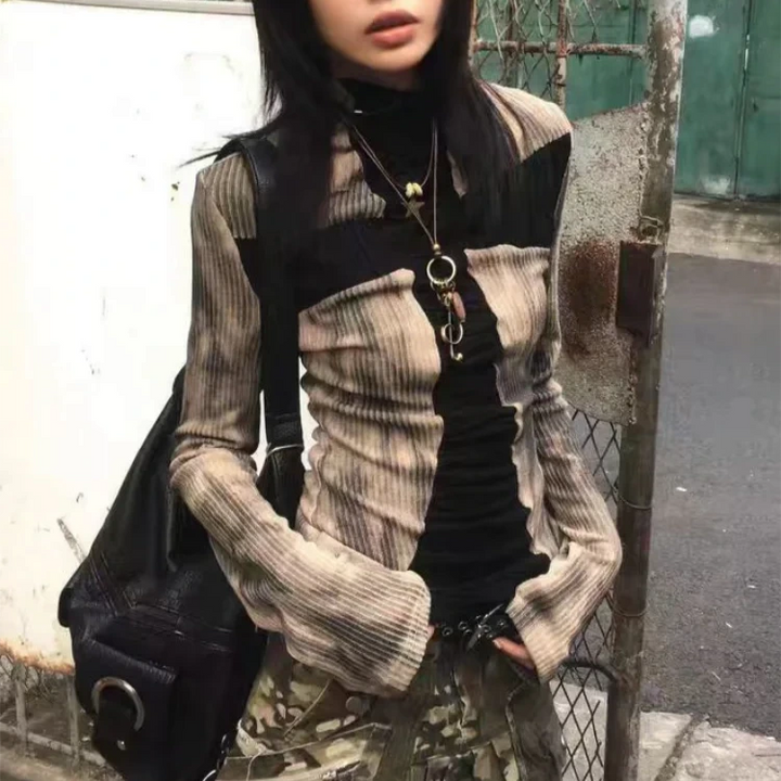 Vintage 2000s Longsleeve Shirt Dark Tiger