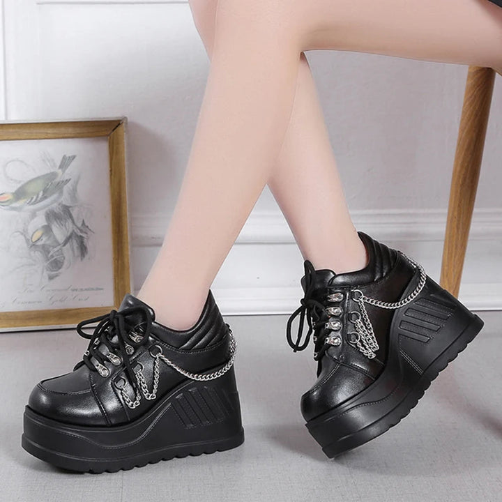 Gothic Shoes with Chain Dark Tiger